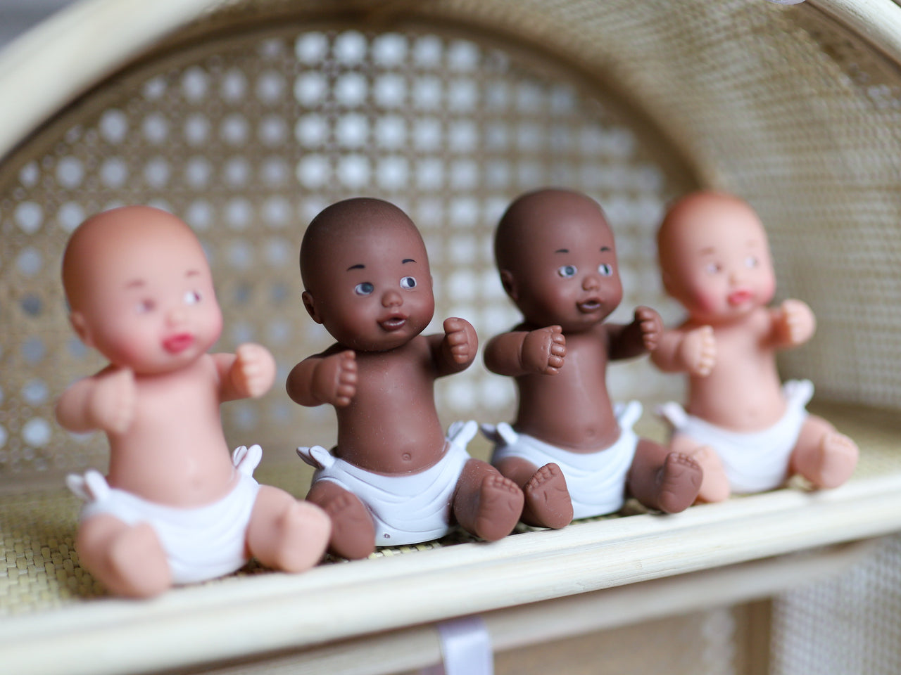 Mini Me Babies - 3.9" Dolls with Clip-on Fabric Pouch