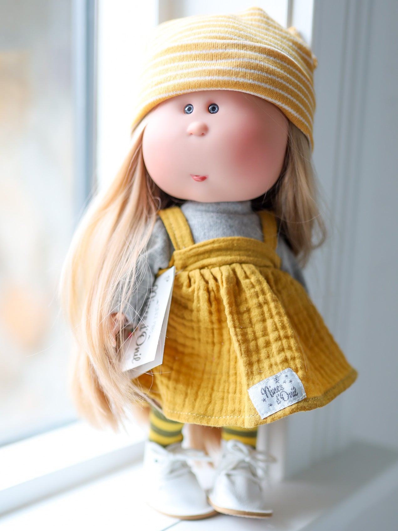 Blythe  - Fully Dressed Mia Doll with Blonde Hair